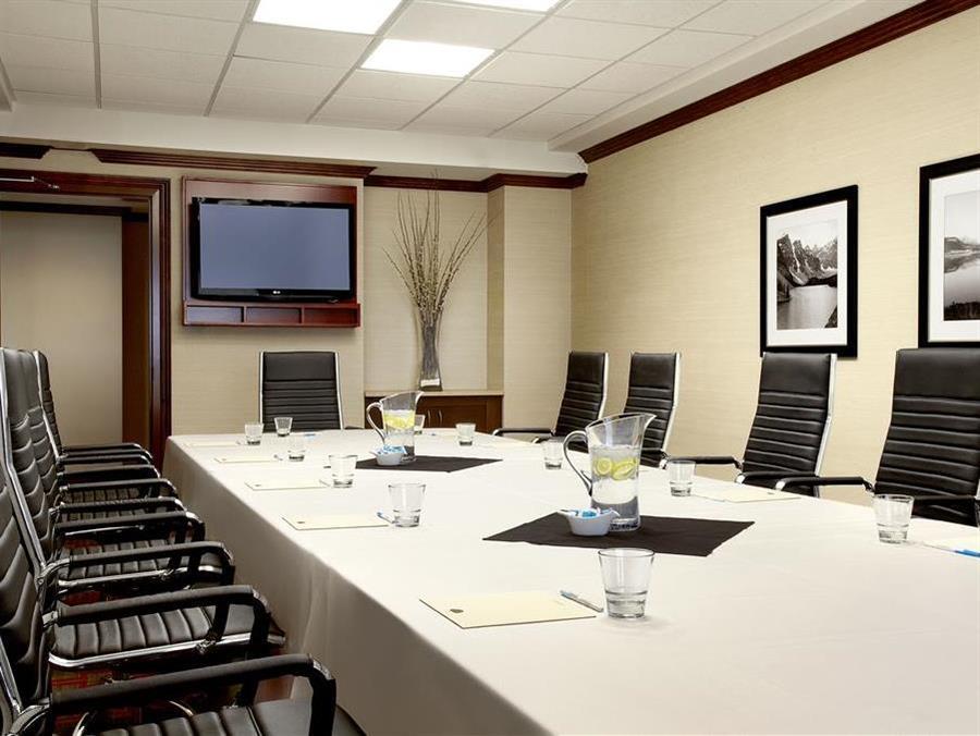 Four Points By Sheraton Airport Hotel