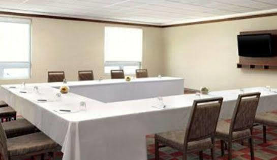 Four Points By Sheraton Airport Calgary