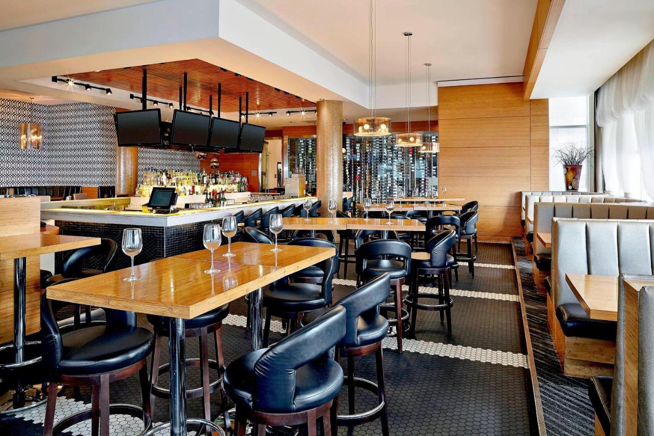 Four Points By Sheraton Airport Hotel Calgary
